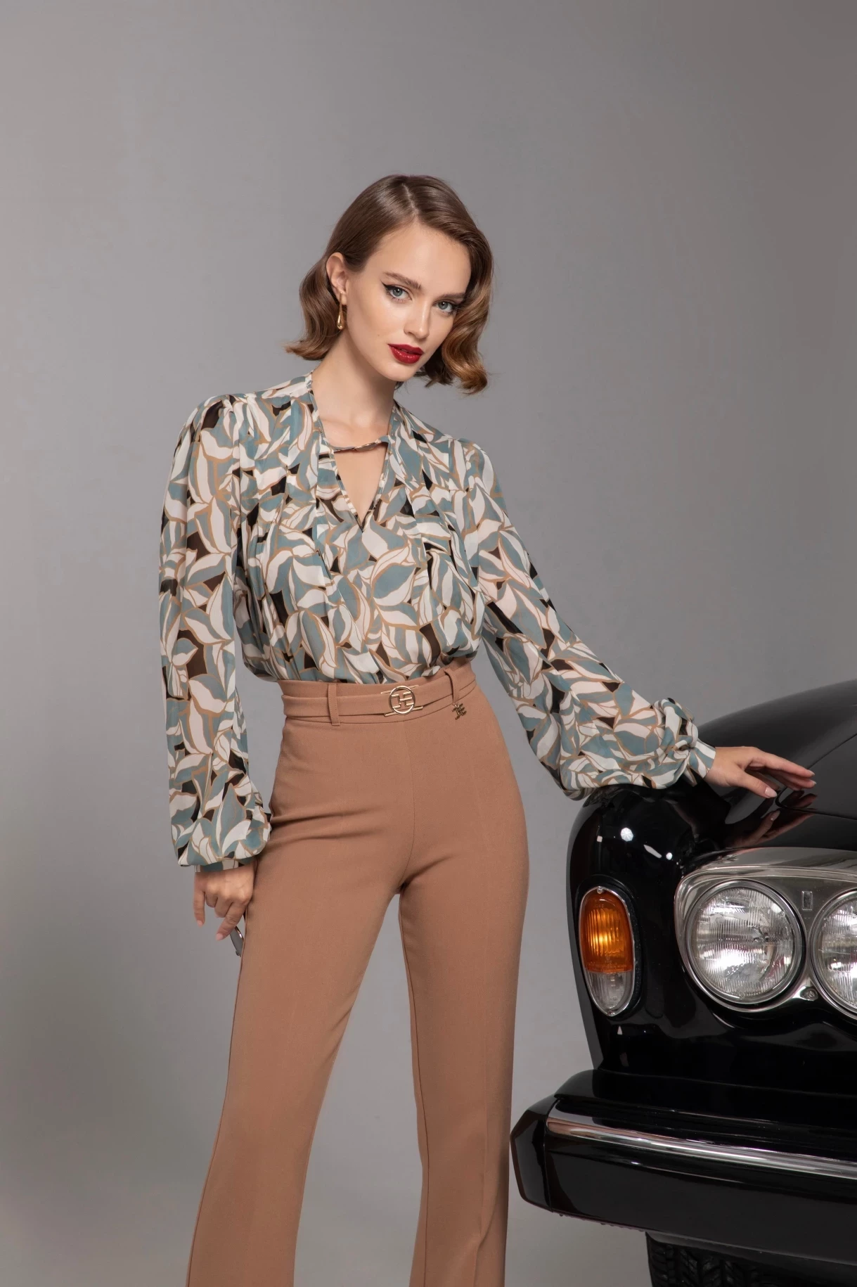 Thumbnail 4 of Риза "AVELINE"