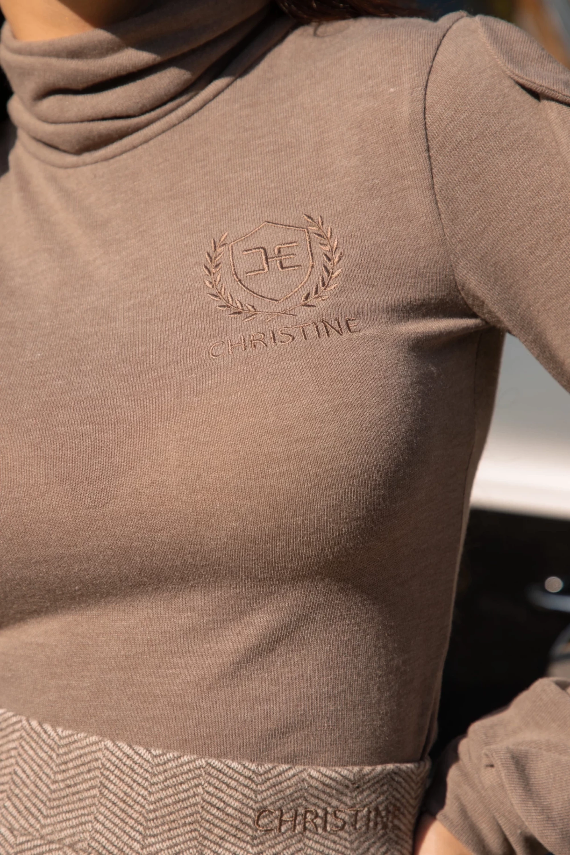 Thumbnail 5 of Поло в тъмнобежово "BELLE"