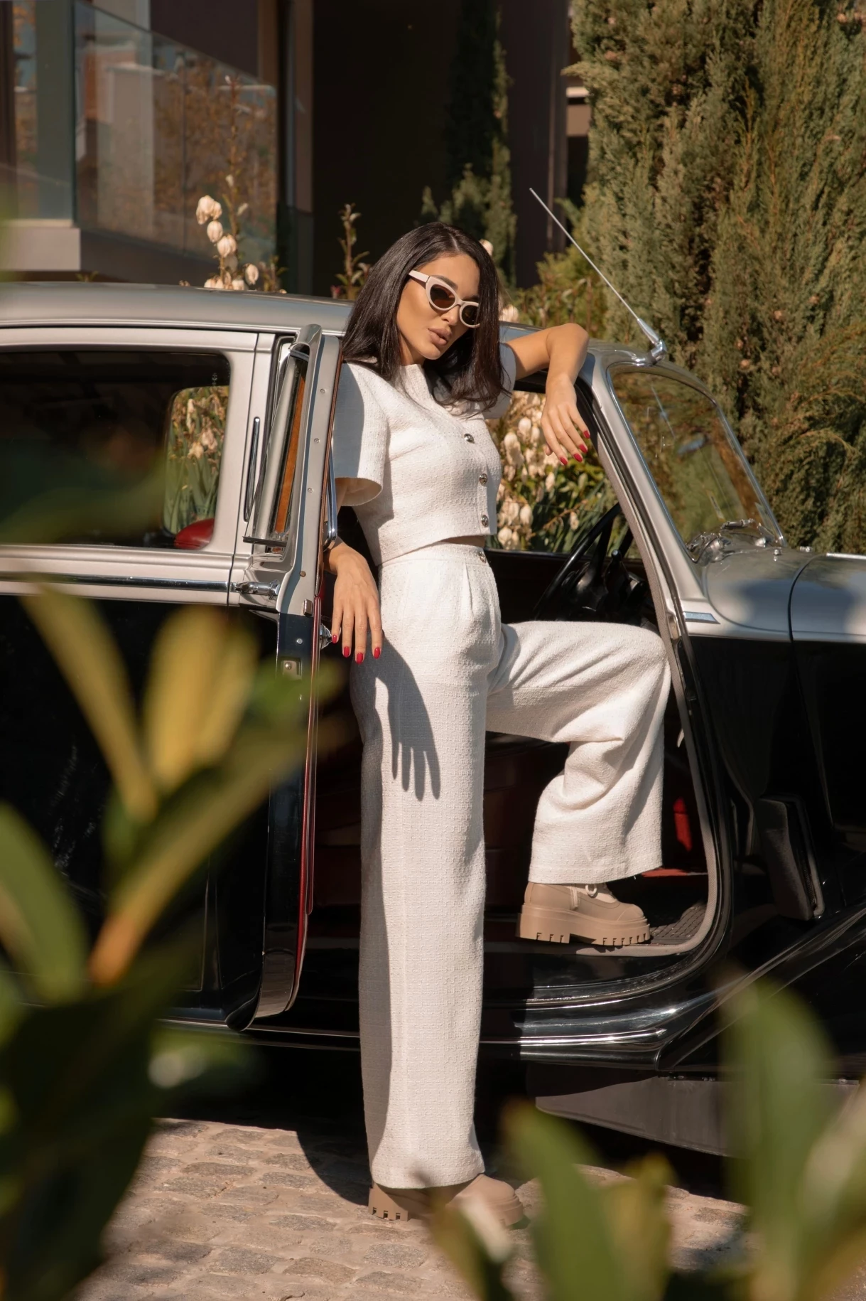 Thumbnail 2 of Късо сако от букле "SILENCE"