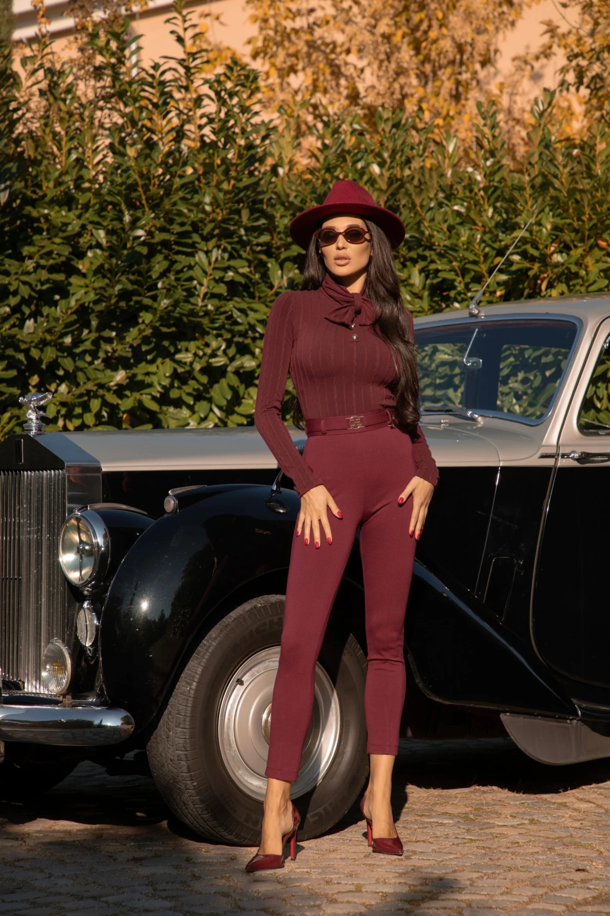 Thumbnail 2 of Клин "BURGUNDY"