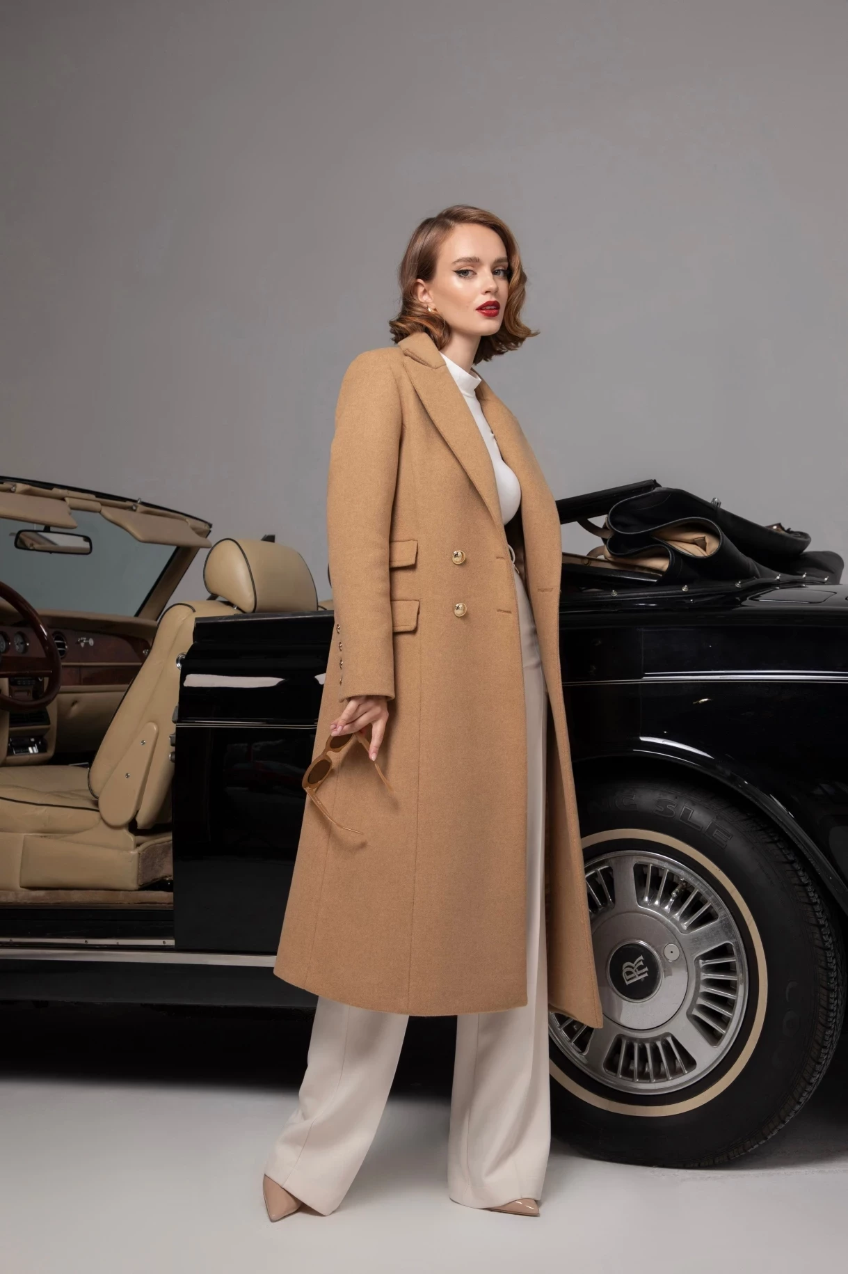 Thumbnail 4 of Палто "MODE DE PARIS"