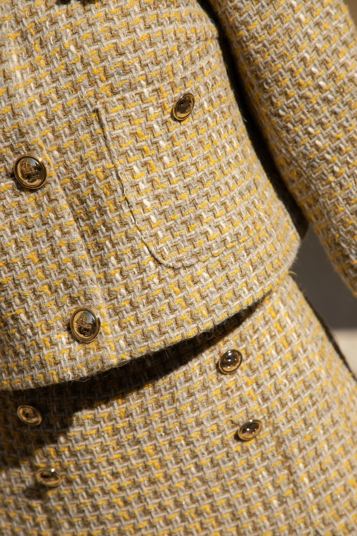 Thumbnail 6 of Сако от букле "VERSAILLES"