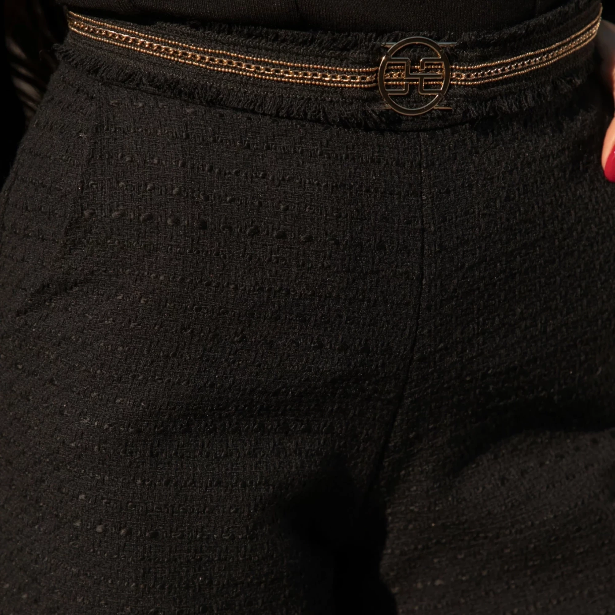 Thumbnail 5 of Къси панталонки от букле "ALLURE"