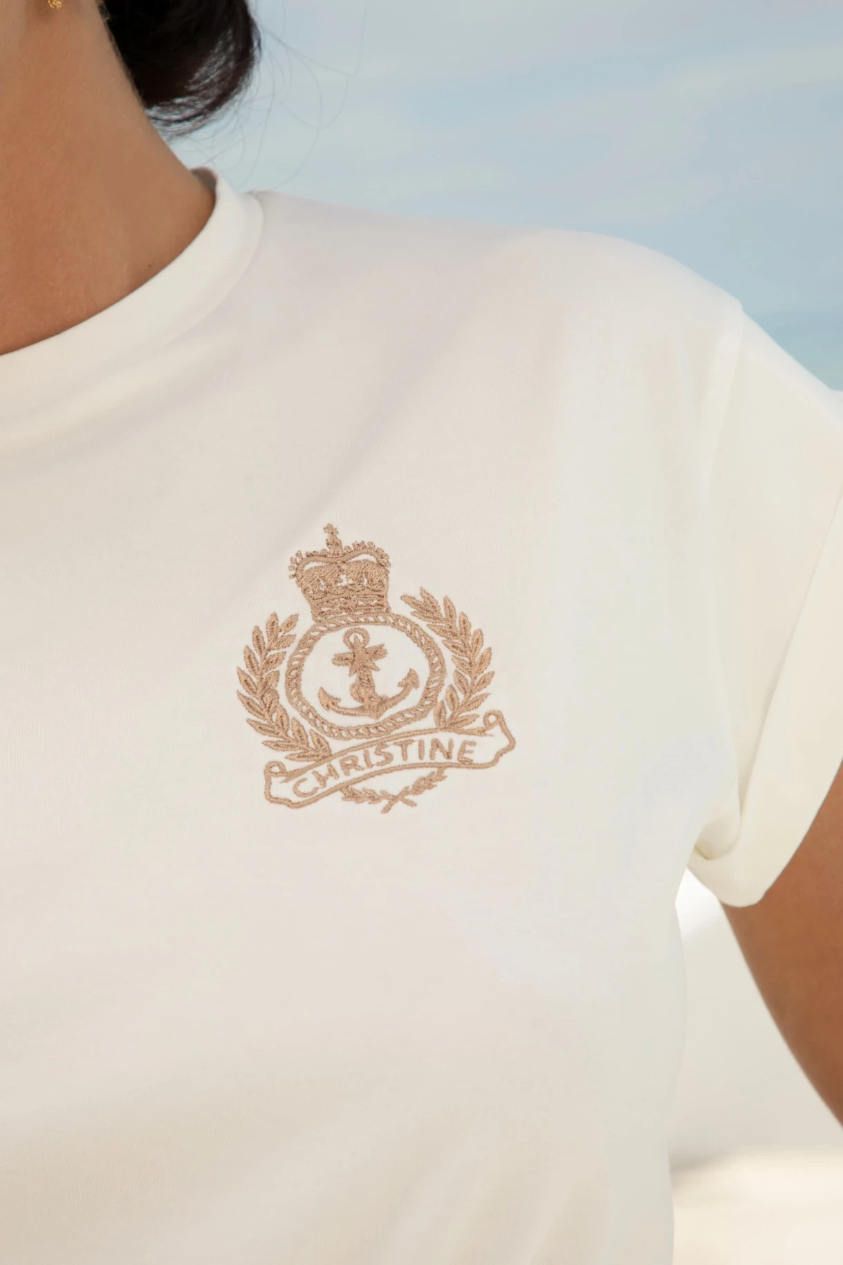 Thumbnail 4 of Бяла тениска с бродерия "BROWN SUN"