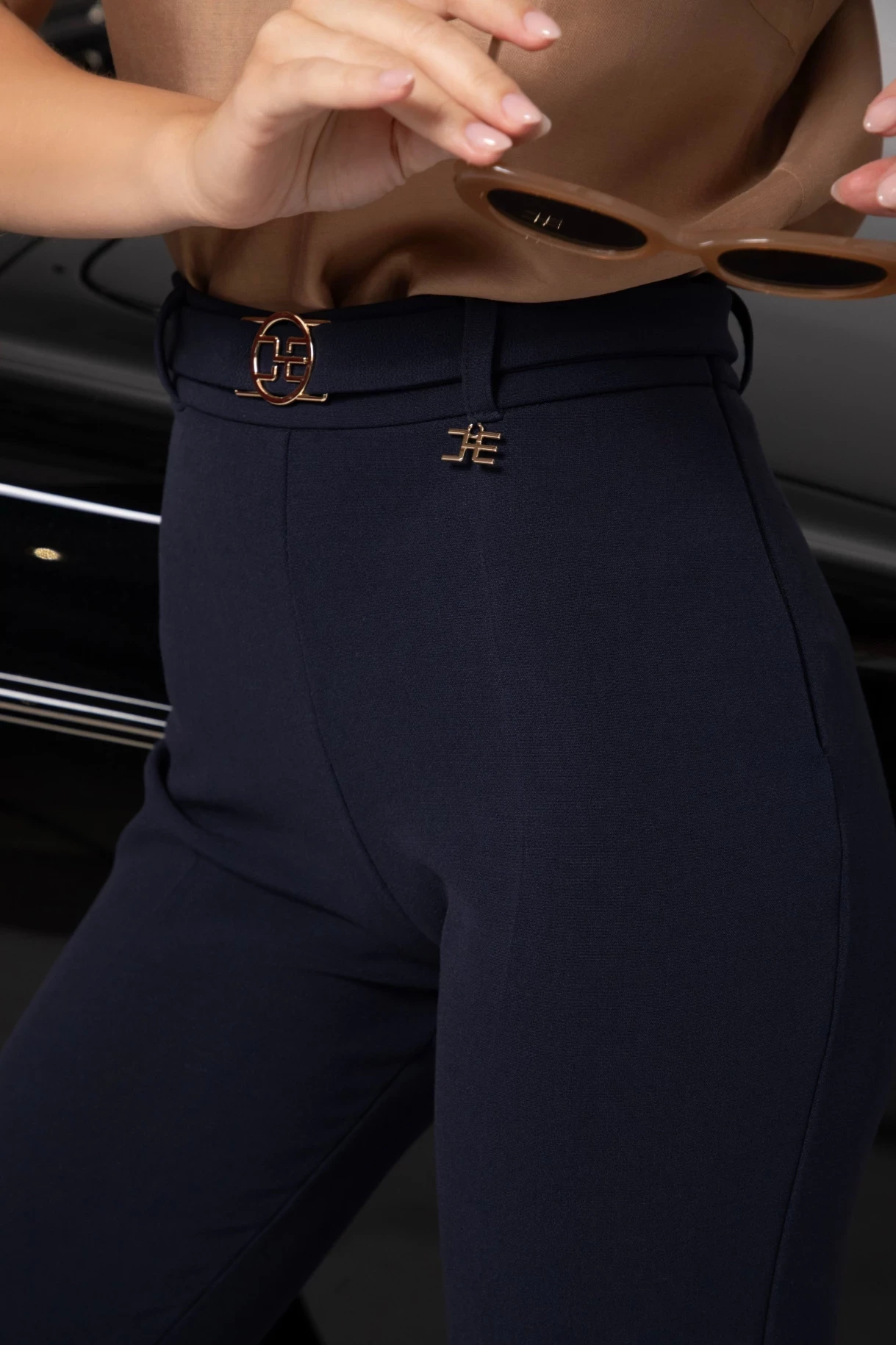 Thumbnail 4 of Тъмносин чарлстон "MON AMOUR"