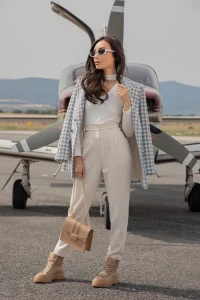 Thumbnail 2 of Сако от букле "MONTAGNE"