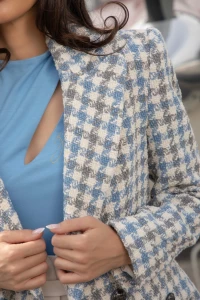 Thumbnail 5 of Сако от букле "MONTAGNE"