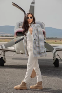 Thumbnail 3 of Сако от букле "MONTAGNE"