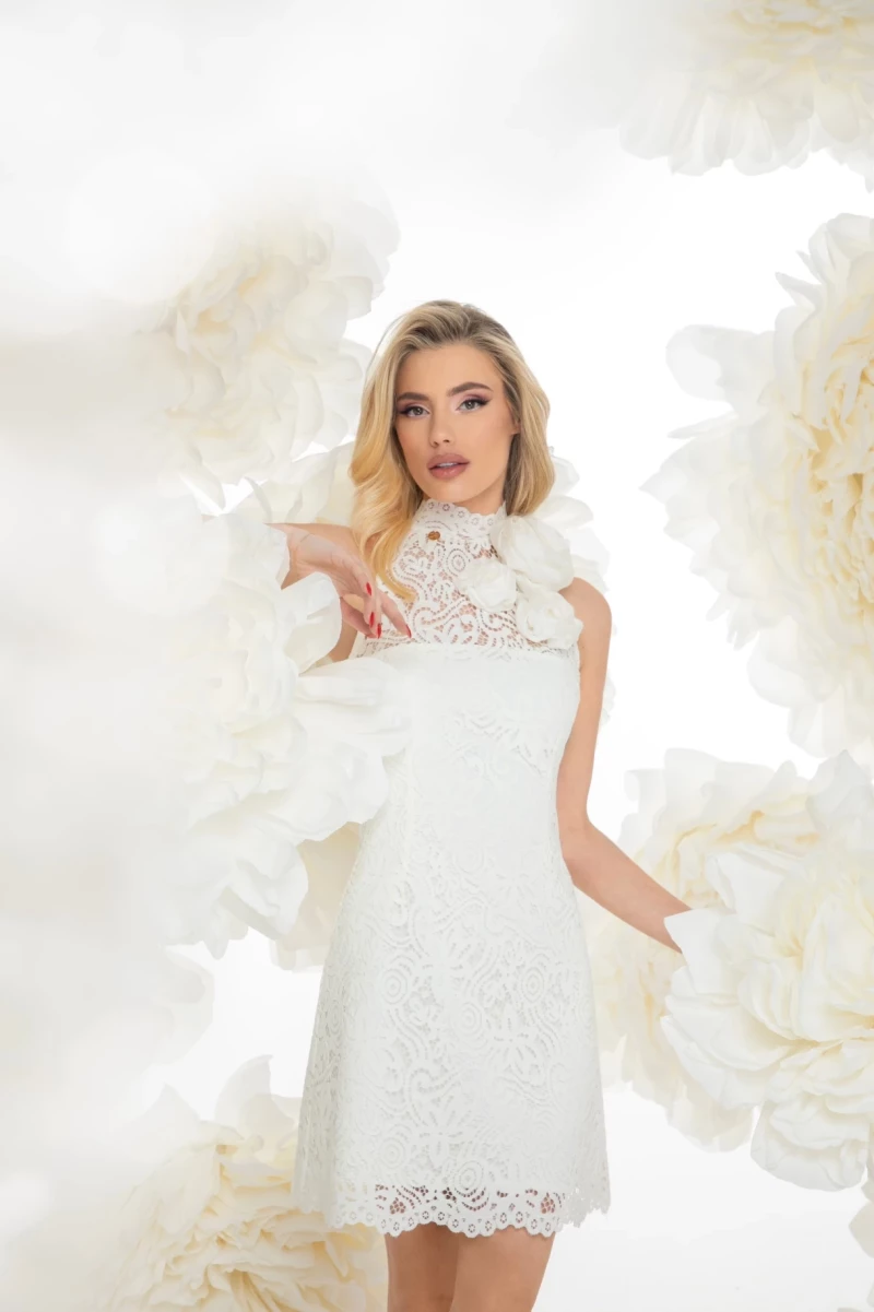 Thumbnail 2 of Рокля от дантела "BLOSSOM"