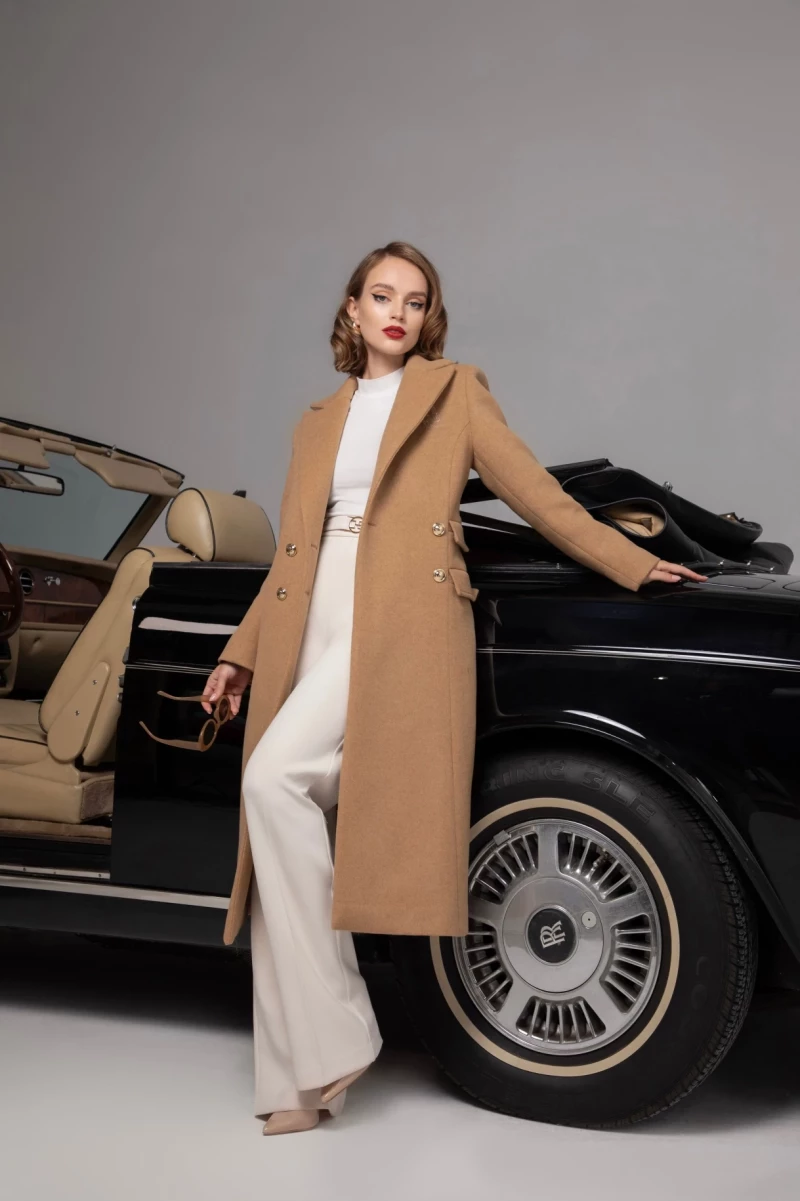 Thumbnail 3 of Палто "MODE DE PARIS"