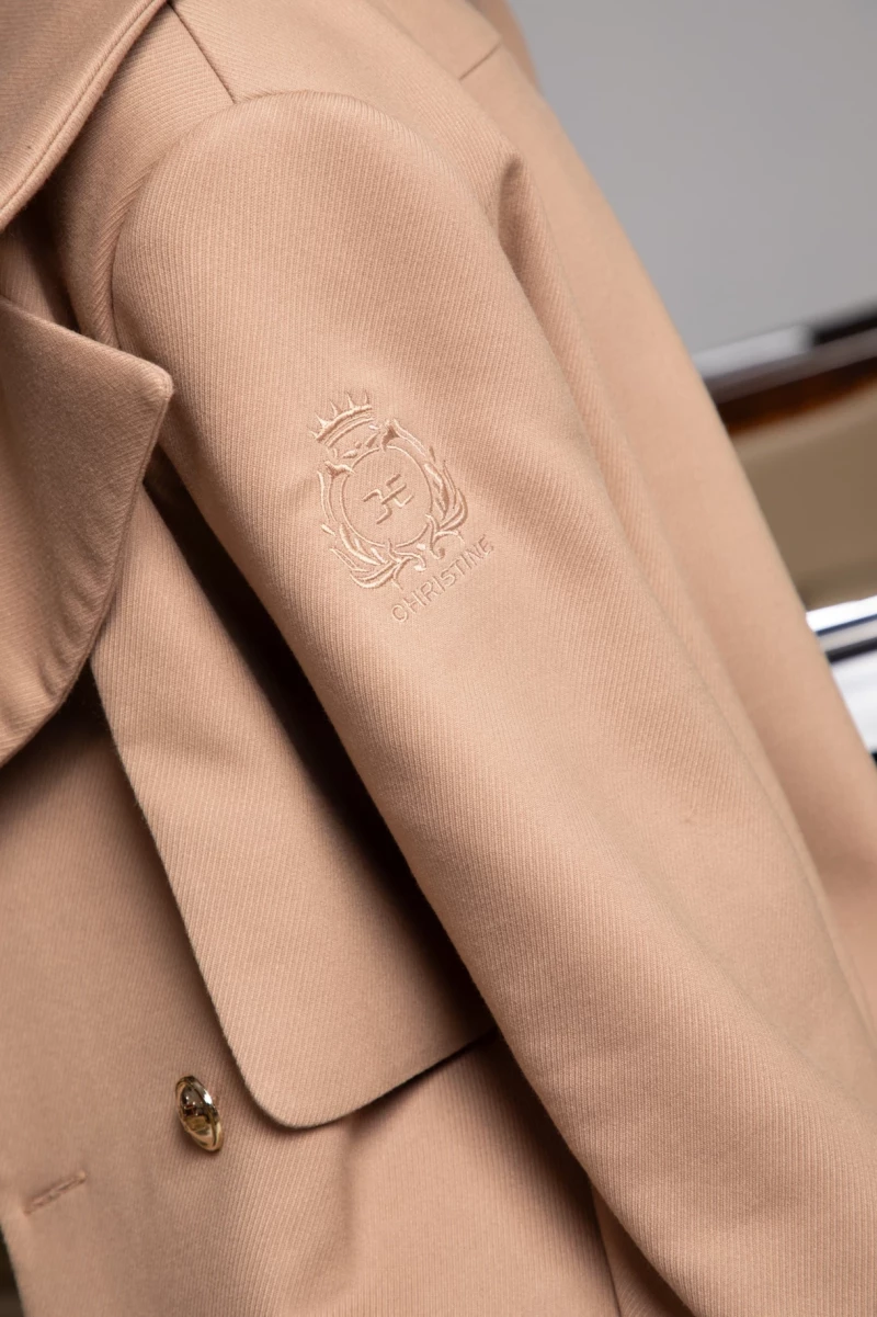 Thumbnail 6 of Тренчкот "C`EST LA VIE"