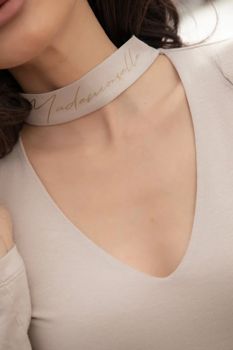 Thumbnail 1 of Бежова блузка "MADEMOISELLE'"