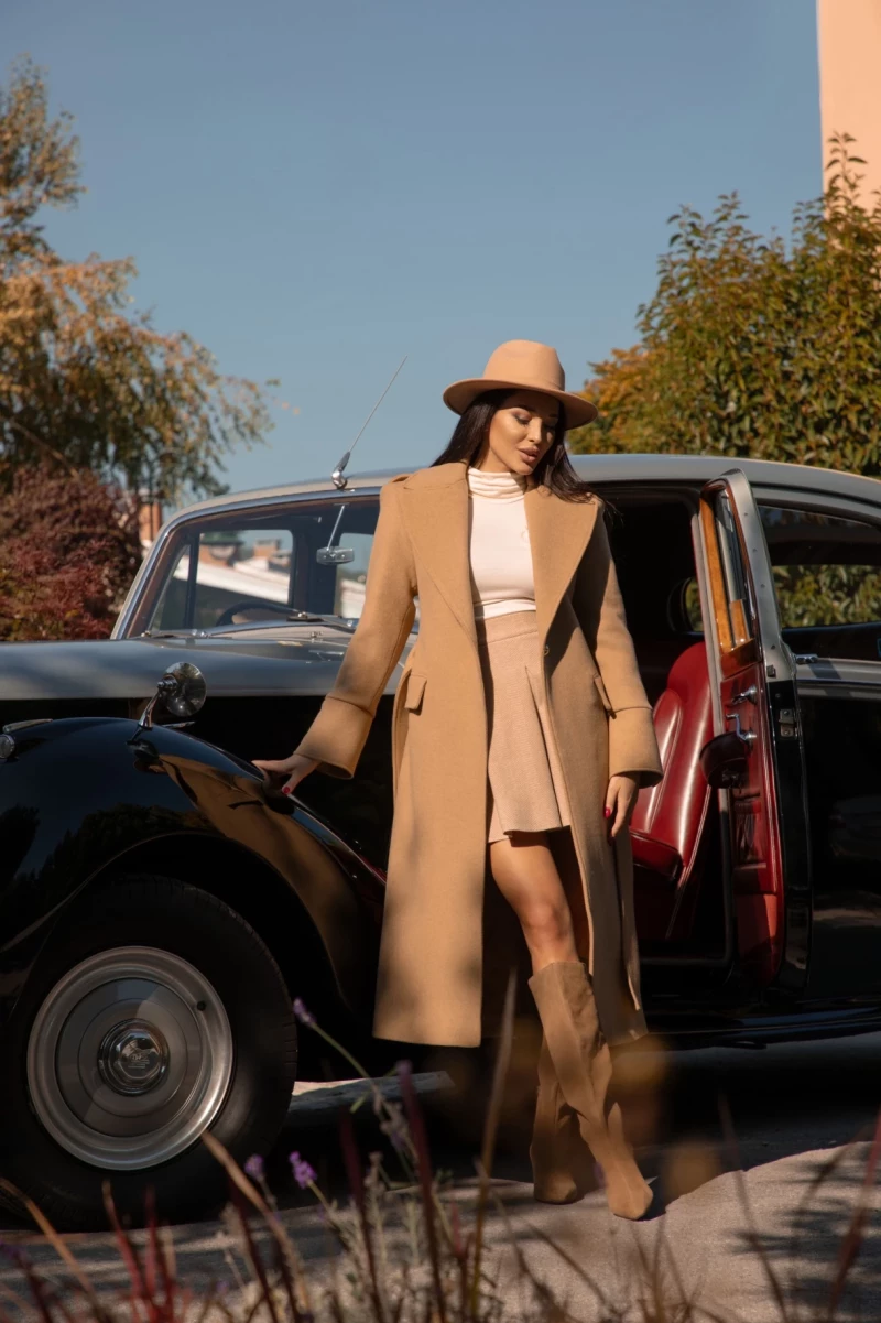 Thumbnail 4 of Палто "TIMELESS"