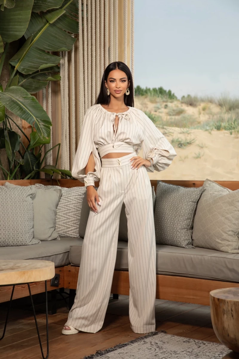 Thumbnail 1 of Риза "EL MAR"