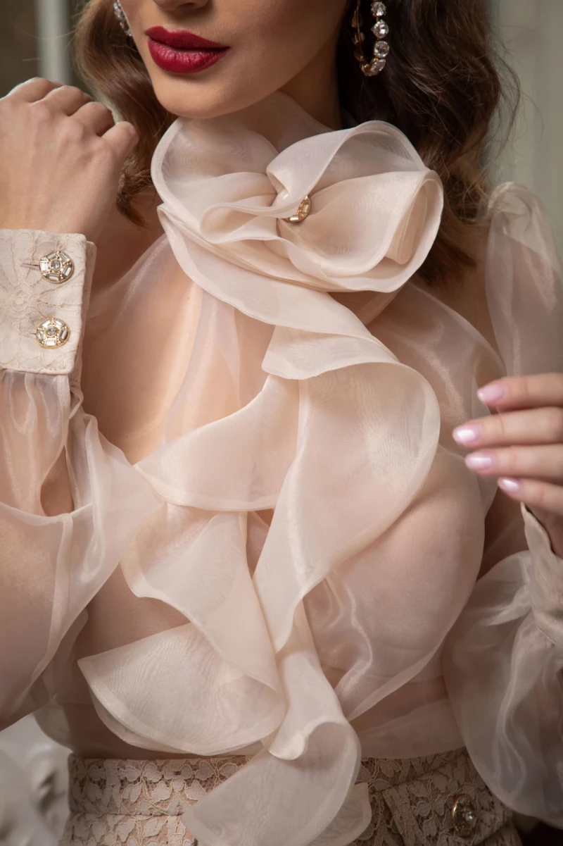 Thumbnail 5 of Риза от органза "VOGUE"