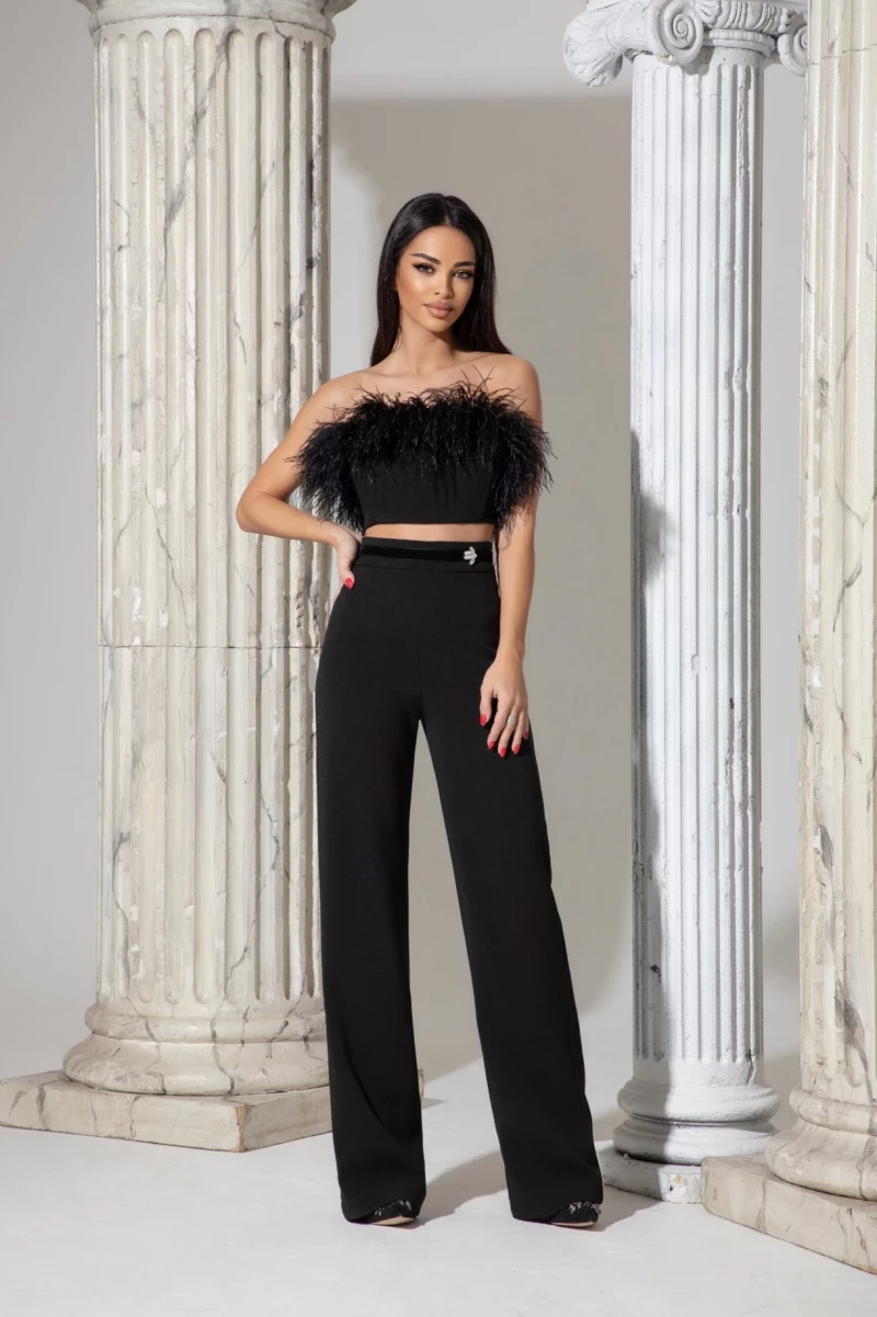 Thumbnail 1 of Топ с пера "MAJESTIC"