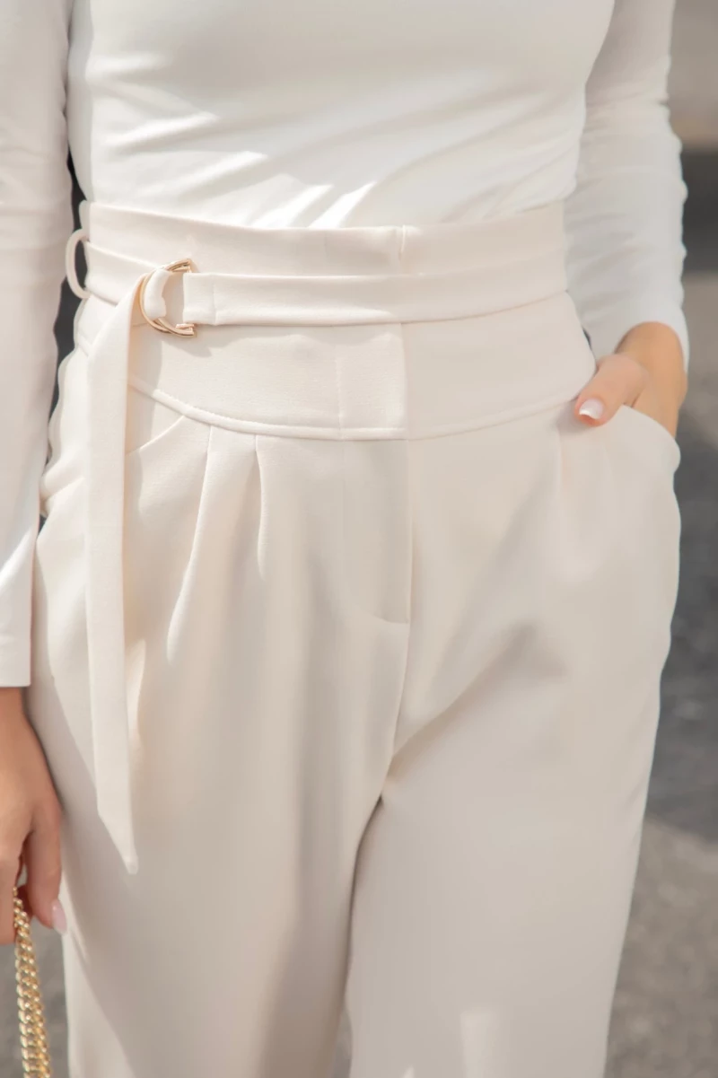 Thumbnail 1 of Бял панталон "ALLURE"