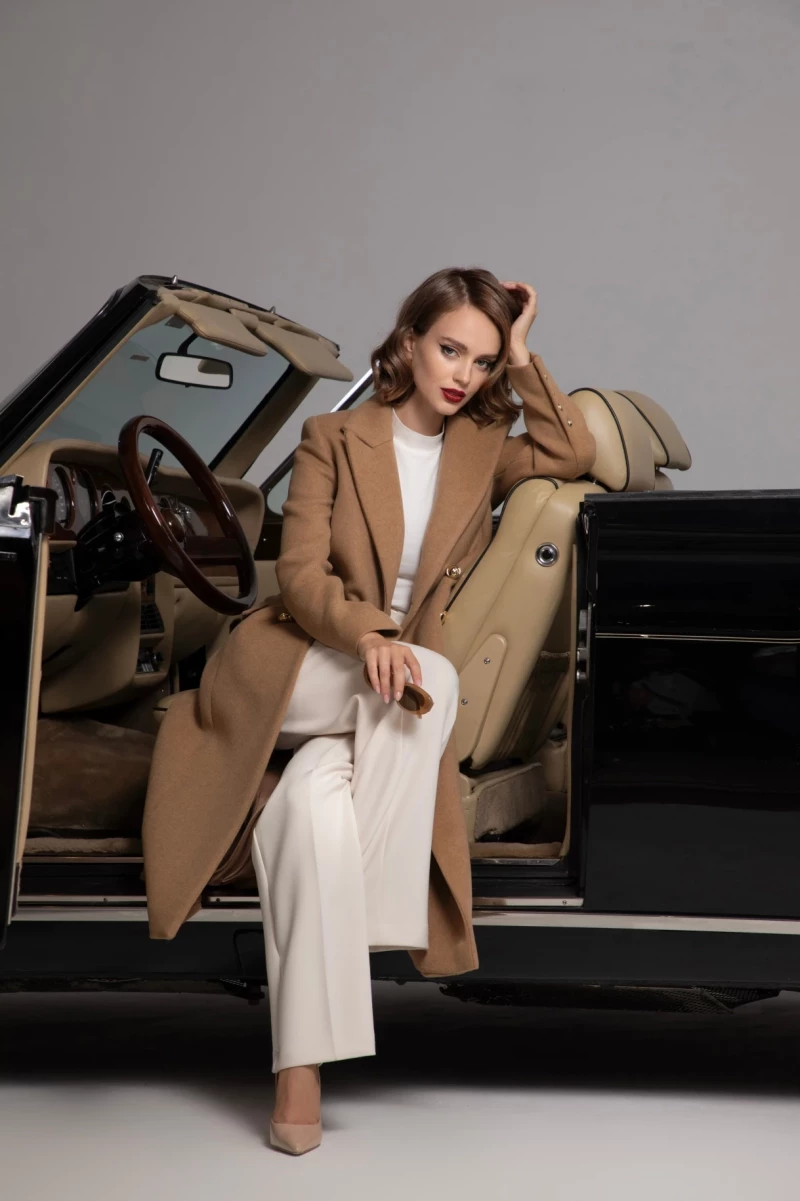 Thumbnail 5 of Палто "MODE DE PARIS"