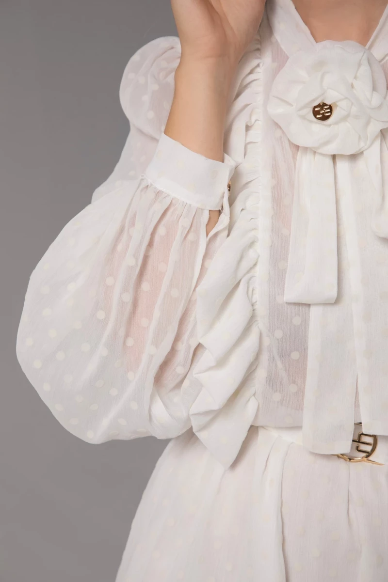 Thumbnail 1 of Рокля с ръчно изработена брошка "JOIE DE VIVRE"