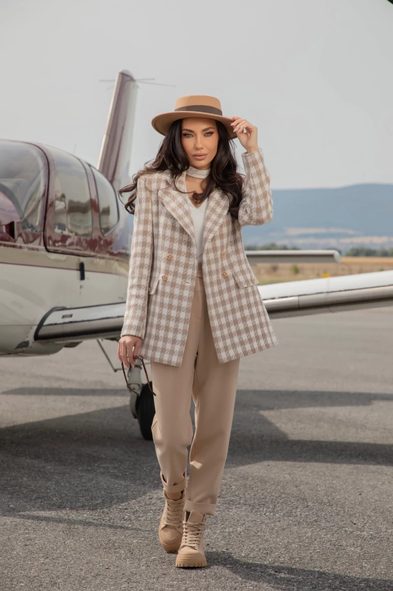 Thumbnail 3 of Бежов панталон "ALLURE"