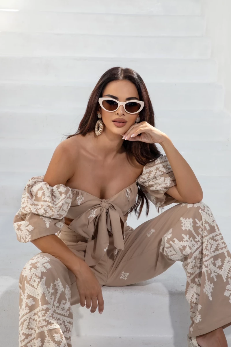 Thumbnail 1 of Бежов сет "RIVIERA"