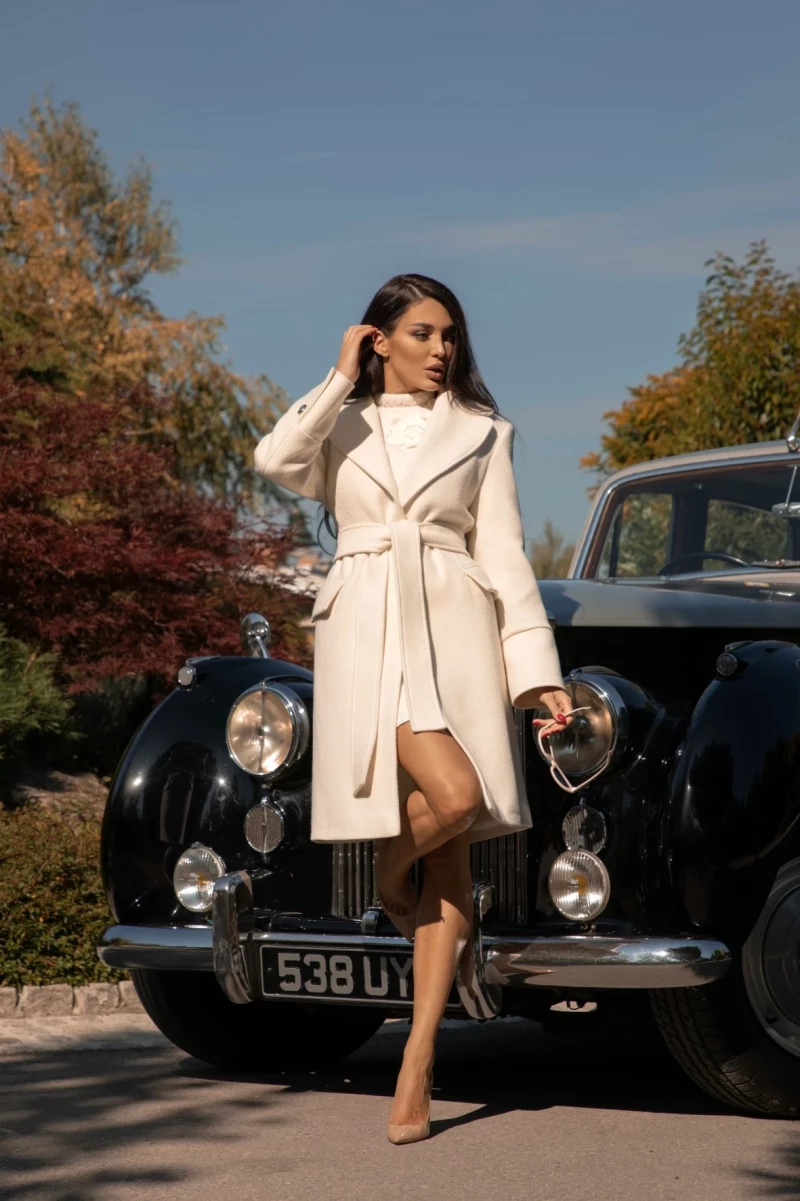 Thumbnail 1 of Палто "L’AMBRE SECRET"