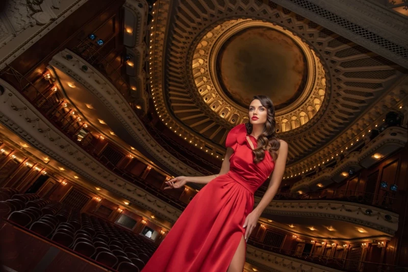 Thumbnail 2 of Рокля "LA GRANDE OPERA"