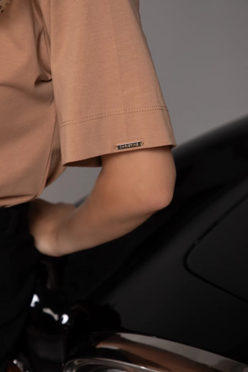 Thumbnail 5 of Тениска с ръчно изработени цветя "BONJOUR"