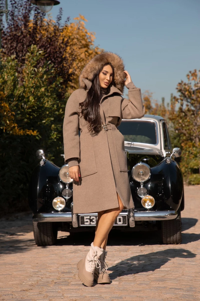 Thumbnail 3 of Палто "PASSION"