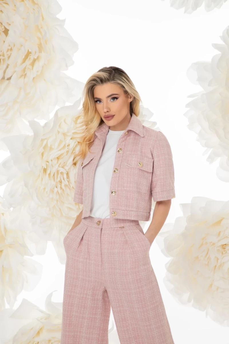 Thumbnail 1 of Яке "MAGNOLIA"