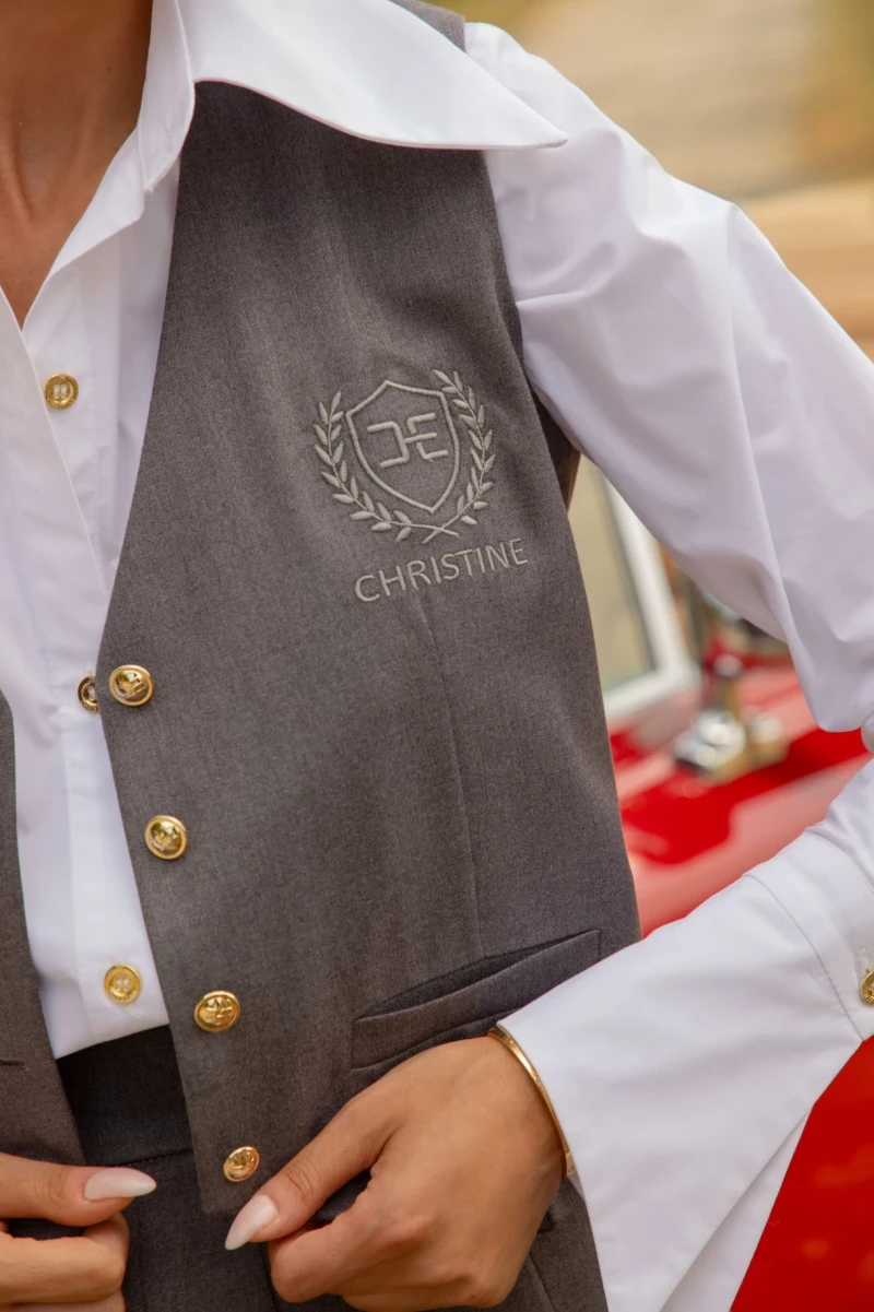 Thumbnail 1 of Къс елек "PASSIONE"