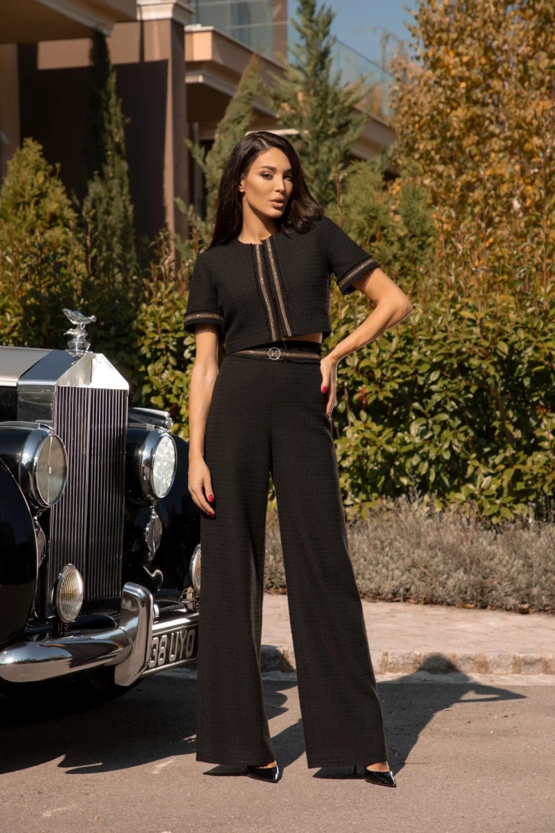 Thumbnail 3 of Късо сако от букле "ALLURE"