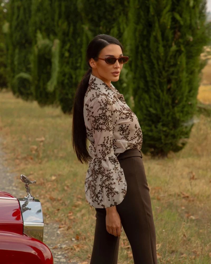 Thumbnail 3 of Риза "SEGRETA"