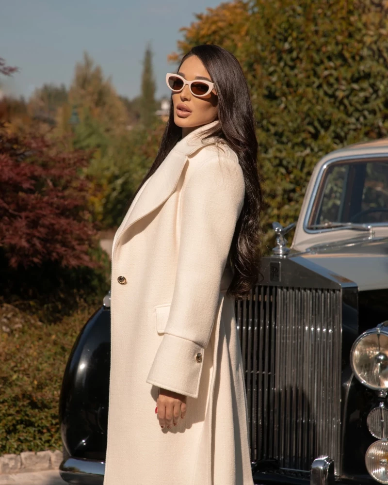 Thumbnail 3 of Палто "L’AMBRE SECRET"