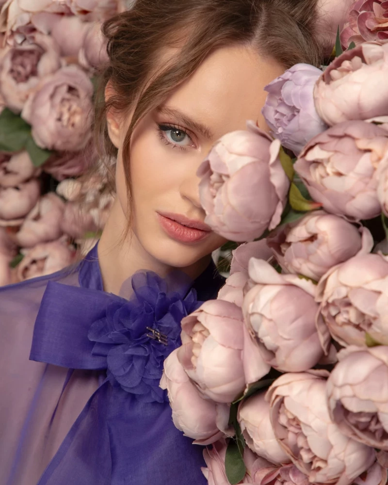 Thumbnail 4 of Риза от органза "CHARLOTTE"