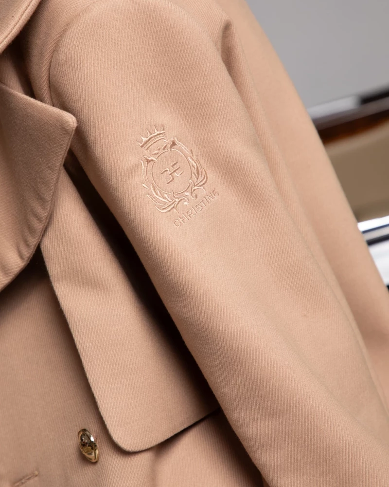 Thumbnail 6 of Тренчкот "C`EST LA VIE"