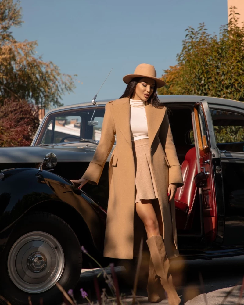 Thumbnail 4 of Палто "TIMELESS"