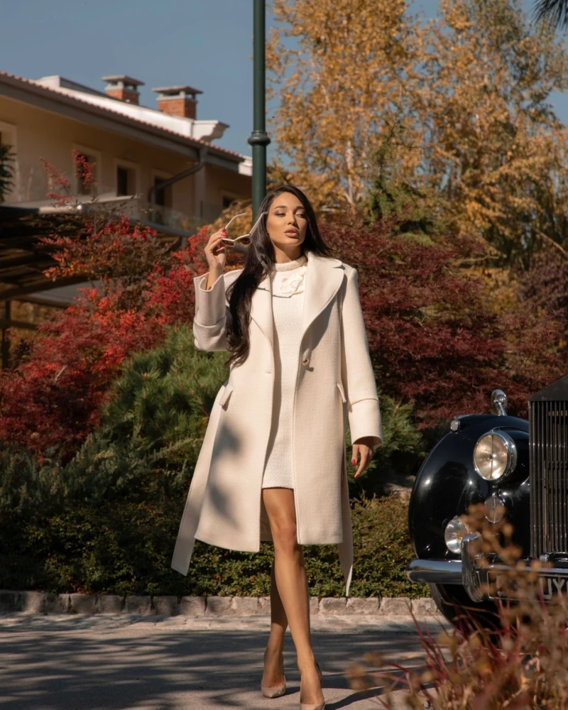 Thumbnail 2 of Палто "L’AMBRE SECRET"