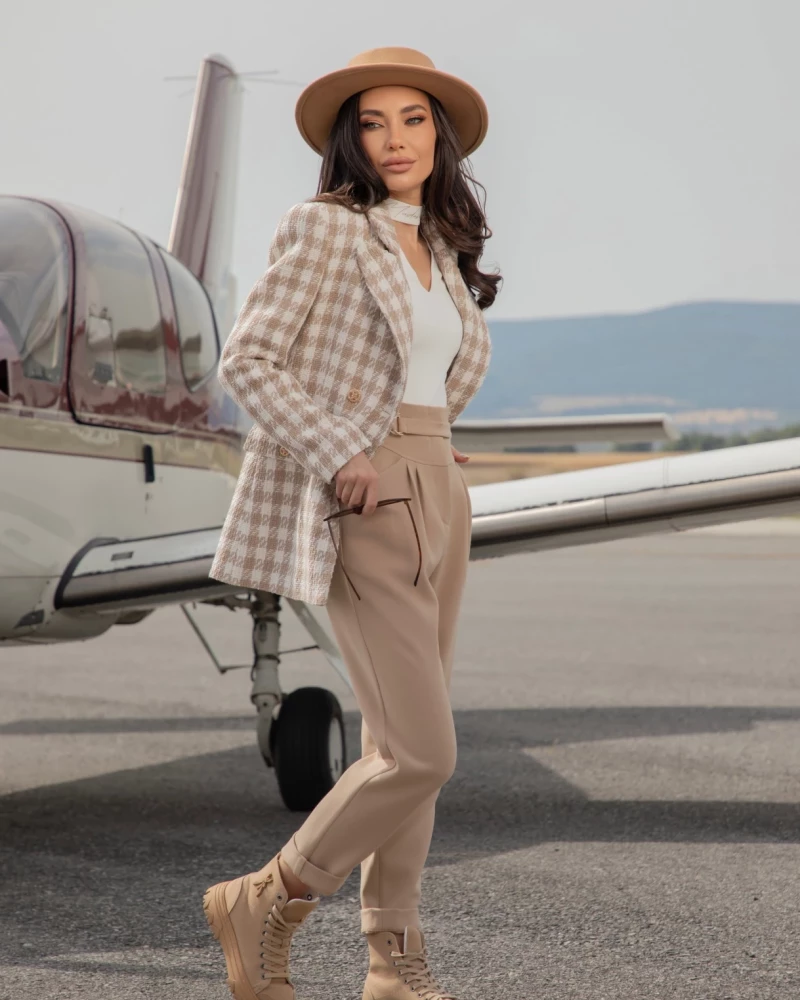 Thumbnail 5 of Бежов панталон "ALLURE"