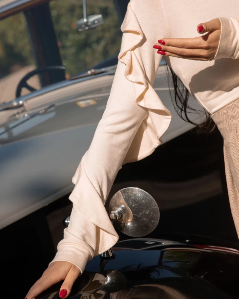 Thumbnail 4 of Поло в екрю "BELLE"