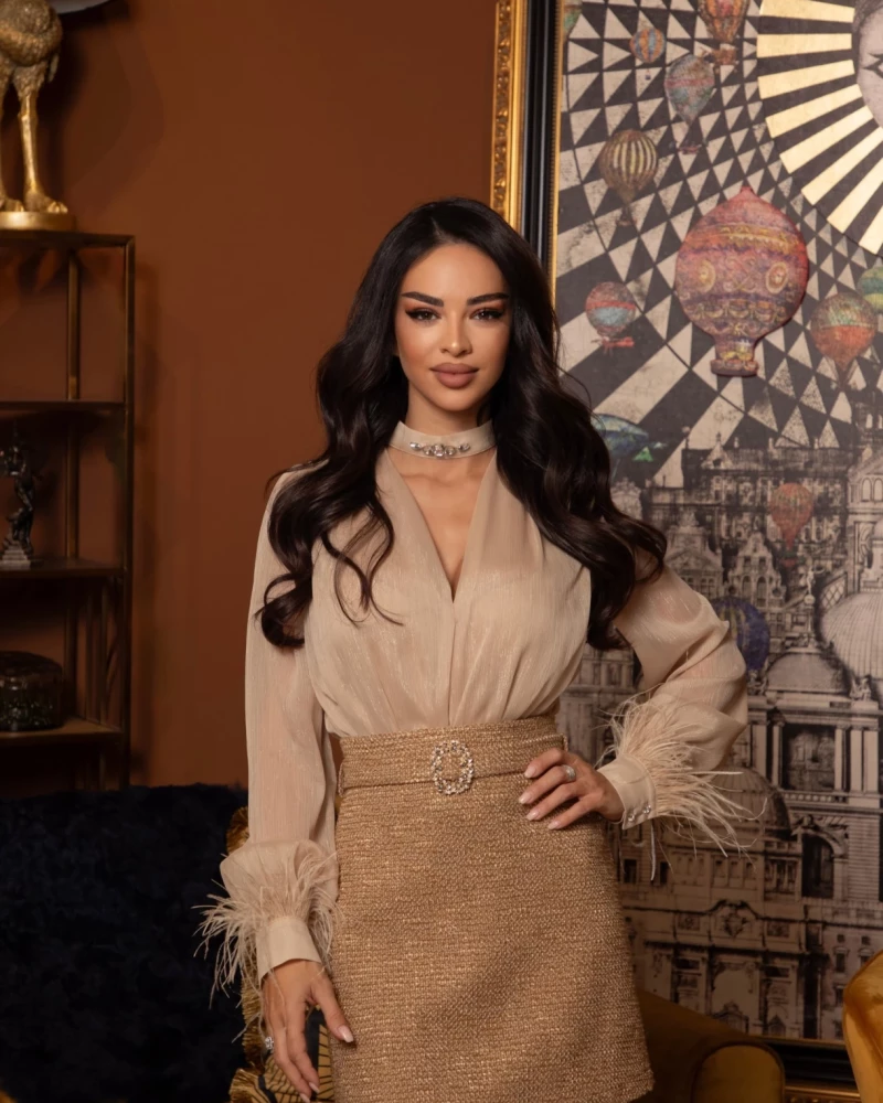 Thumbnail 4 of Пола от букле "GOLDEA"