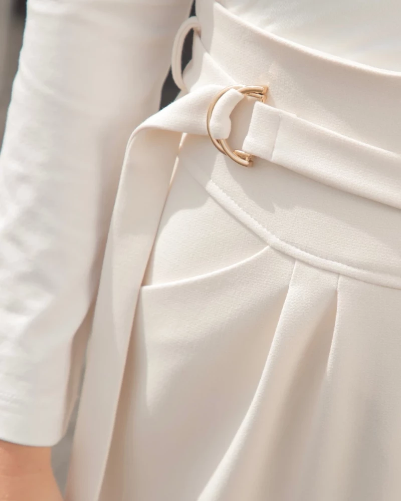 Thumbnail 3 of Бял панталон "ALLURE"