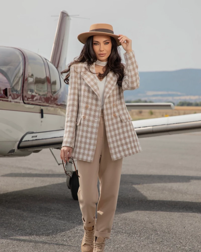 Thumbnail 3 of Бежов панталон "ALLURE"