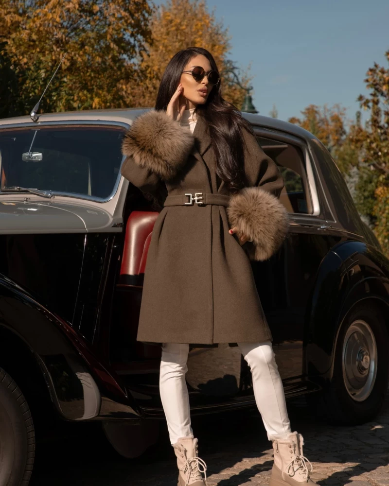 Thumbnail 2 of Палто "UNLIMITED"