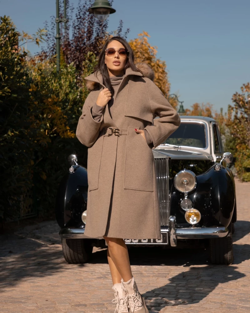 Thumbnail 7 of Палто "PASSION"