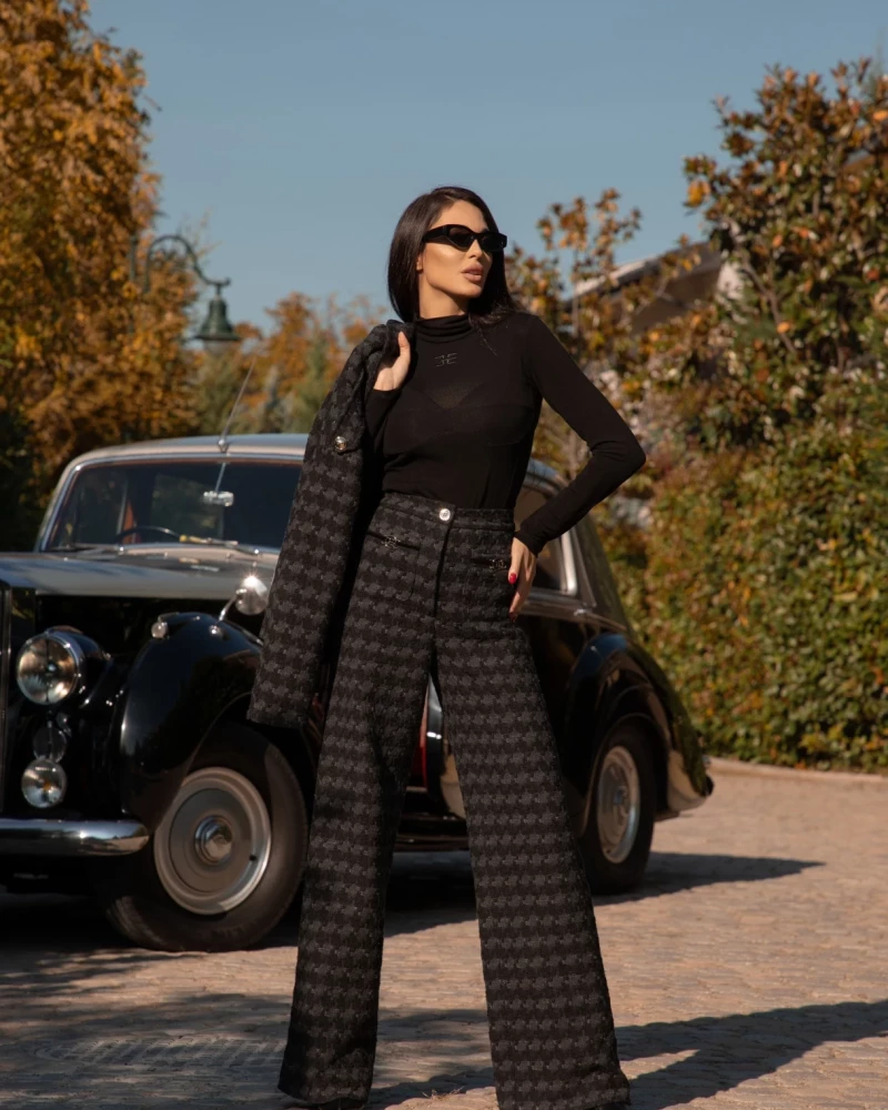 Thumbnail 7 of Поло в черно "ICON"